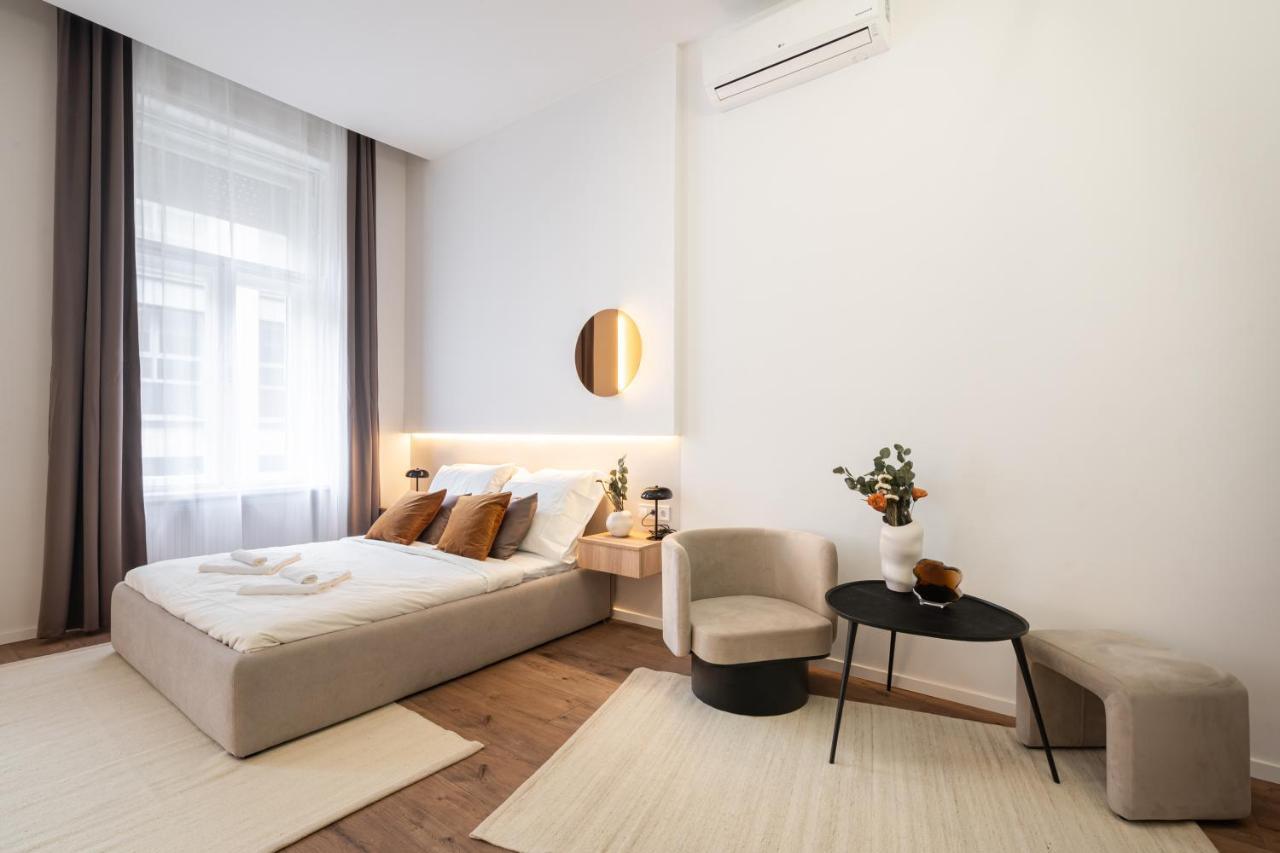 You Boutique Suites, Best Location By Bqa Budapest Exterior photo